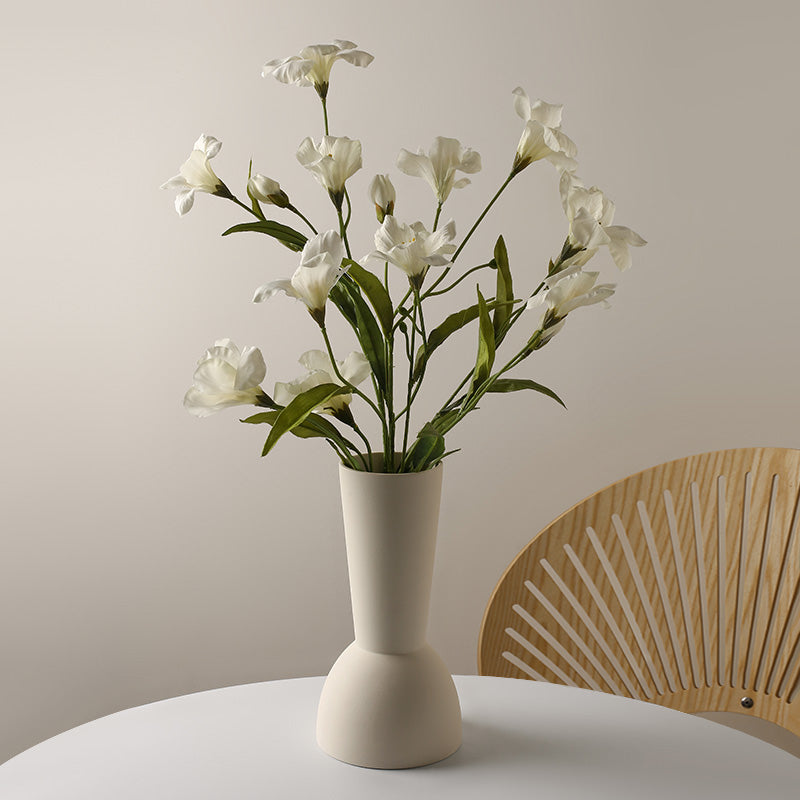 Hourglass Elegance Vase