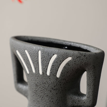 Obsidian Crest Vase Tall